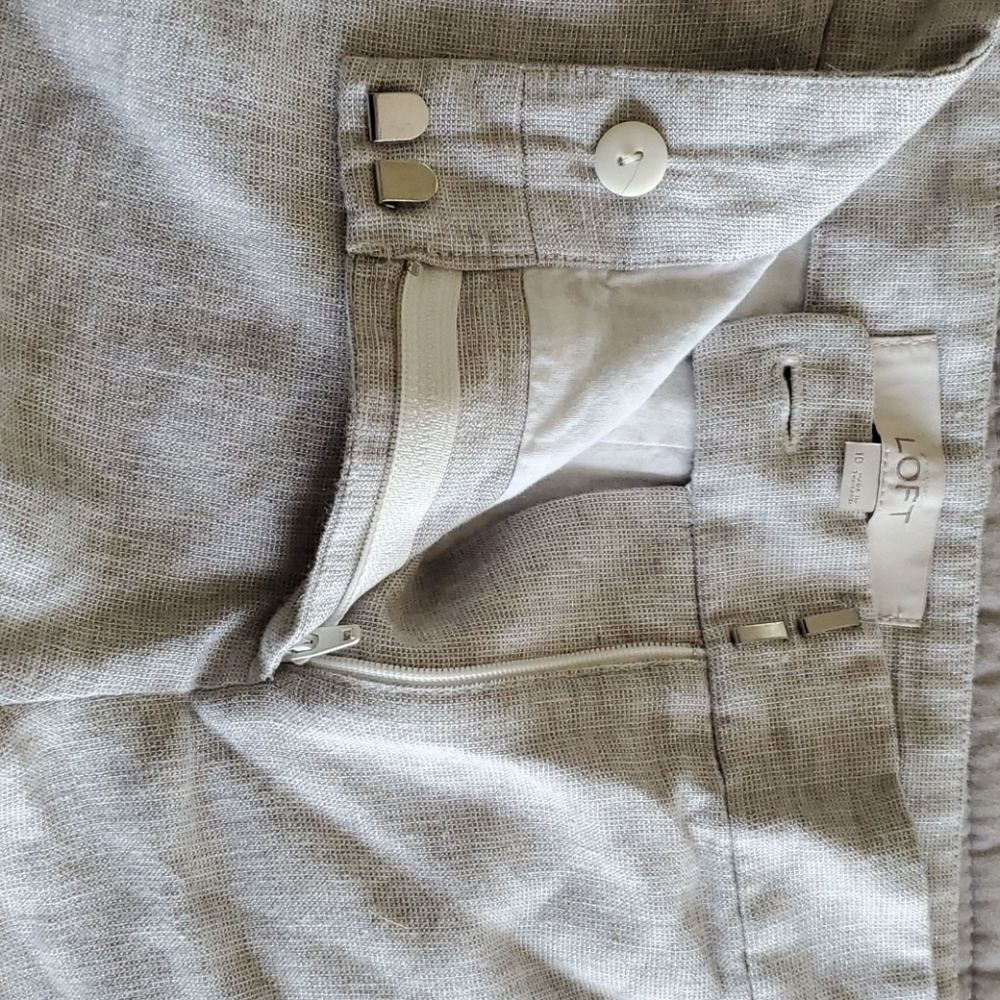Silvery loft short cuffed shorts lined size 10